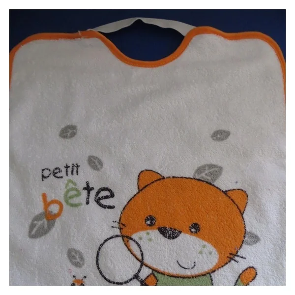 Babero infantil grande