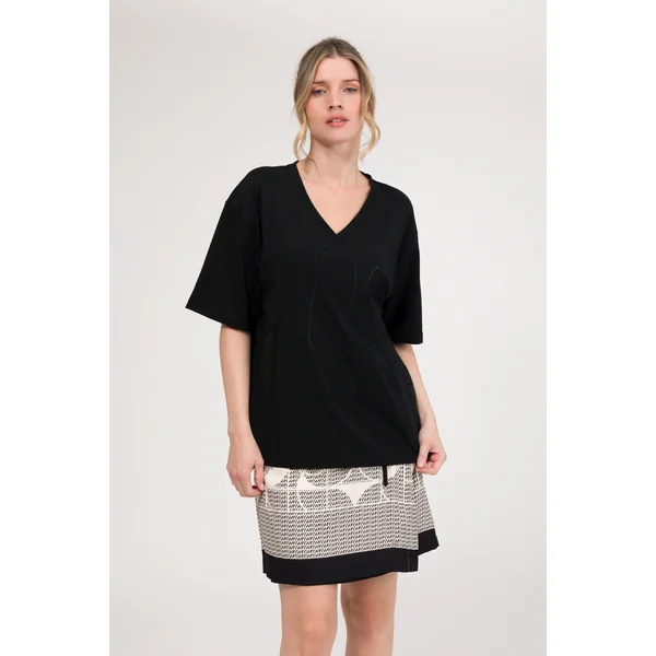 Camiseta negra - Imagen 2