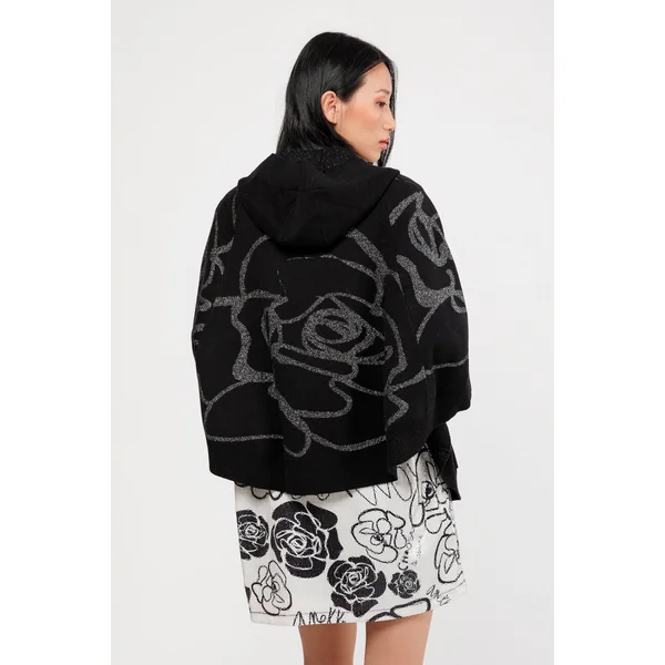Chaqueta estilo poncho negra - Imagen 3