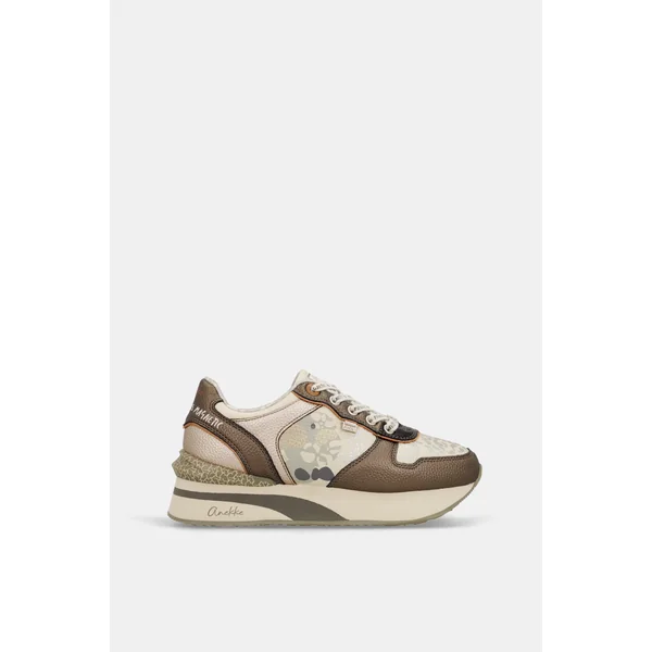 Deportivos beige y cobre