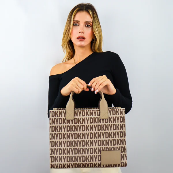 DKNY Cartera Hadlee MD Tote Satchel