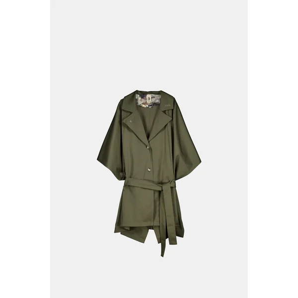 Gabardina estilo capa verde