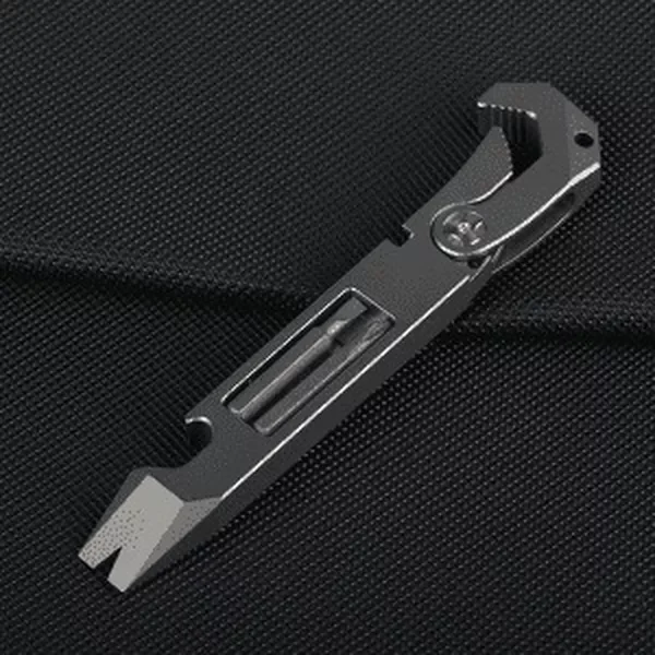 Herramienta Multifuncional EDC de Titanio para Exterior