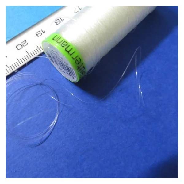 Hilo coser transparente