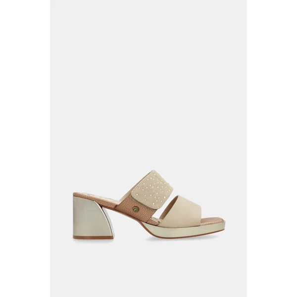 Sandalias con tacón beige con strass