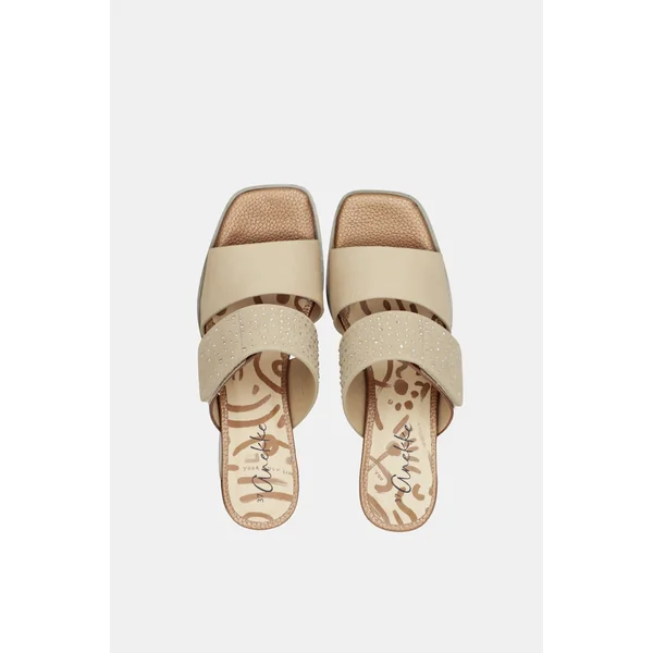 Sandalias con tacón beige con strass - Imagen 8